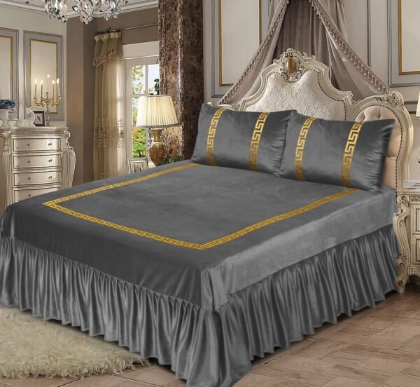 WhatsApp Image 2026-02-08 at 15.03.26 3PC Shine Velvet Applique Bridal Bedset